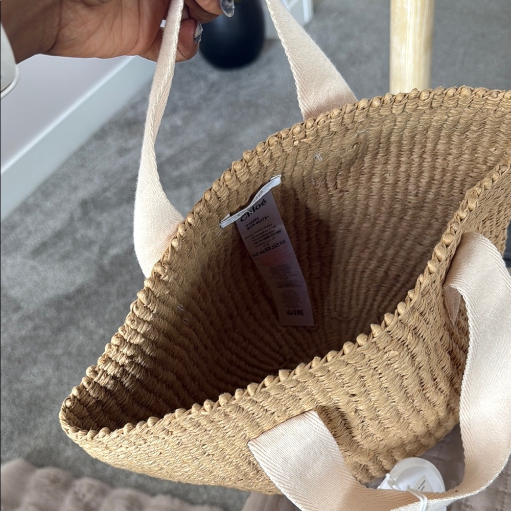 Chloé Natural Straw Tote with Cream Handles - Picture 8 of 11